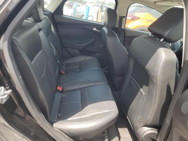 1FADP3J29HL272898 Ford Focus Titanium