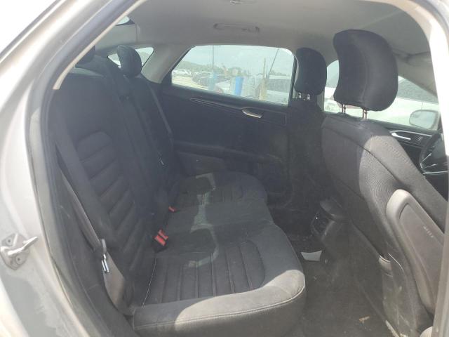 3FA6P0HD4GR133292 Ford FUSION SE