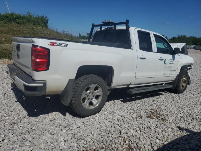 1GCVKREC3JZ194902 Chevrolet Silverado K1500 Lt