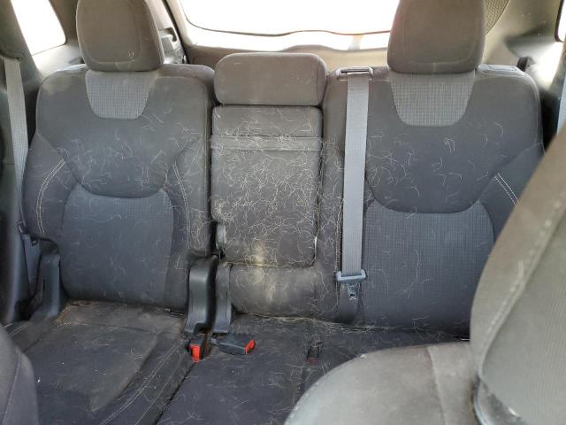 1C4PJMCS0GW301049 Jeep Cherokee Latitude