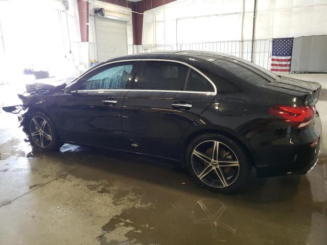 W1K3G4FB1NJ369773 Mercedes-Benz A 220 4mat