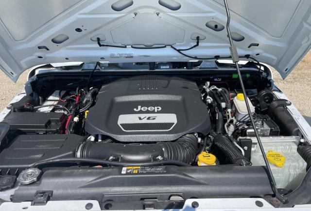 1C4BJWDG2JL862202 Jeep Wrangler Unlimited Sport