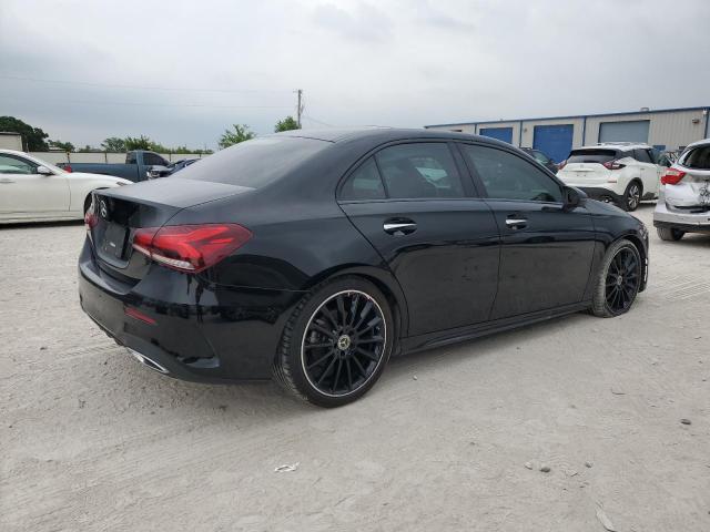 W1K3G4EB8NJ364023 Mercedes-Benz A 220