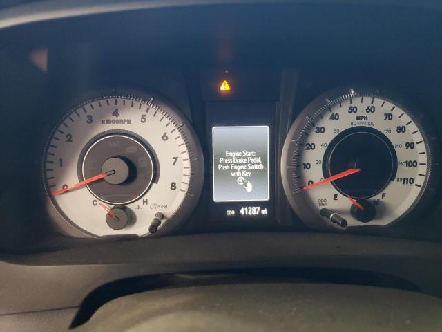 5TDEZ3DC5KS227847 Toyota SIENNA SE