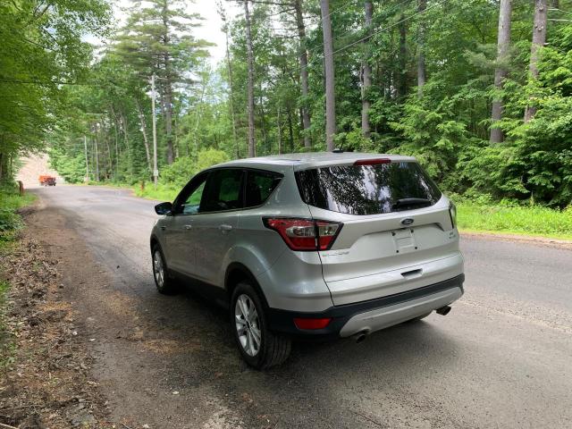 1FMCU9GD2HUC17094 Ford ESCAPE SE