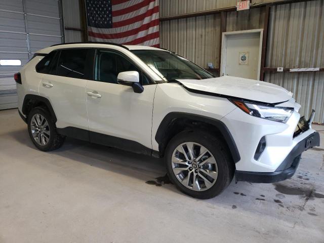 2T3A1RFVXPW407676 Toyota RAV4 XLE P