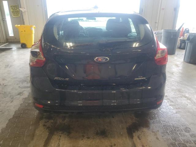1FADP3K22EL244855 Ford FOCUS SE