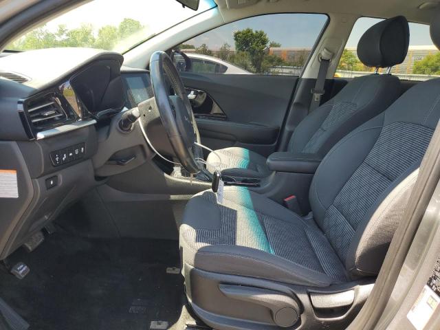 KNDCB3LC3N5549054 KIA NIRO LX