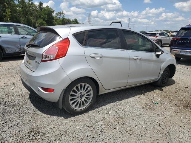 3FADP4FJ0EM216042 Ford Fiesta Titanium