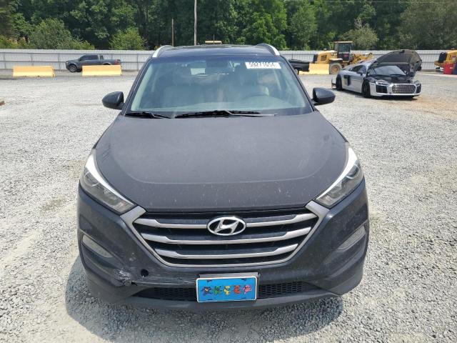 KM8J3CA45HU586015 Hyundai Tucson Limited