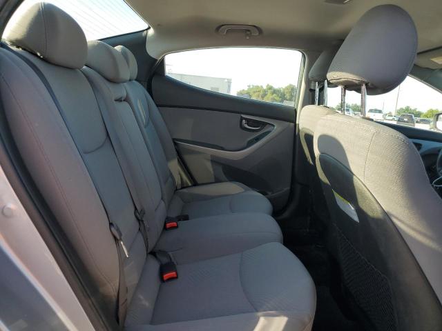 5NPDH4AE5FH610239 Hyundai ELANTRA SE