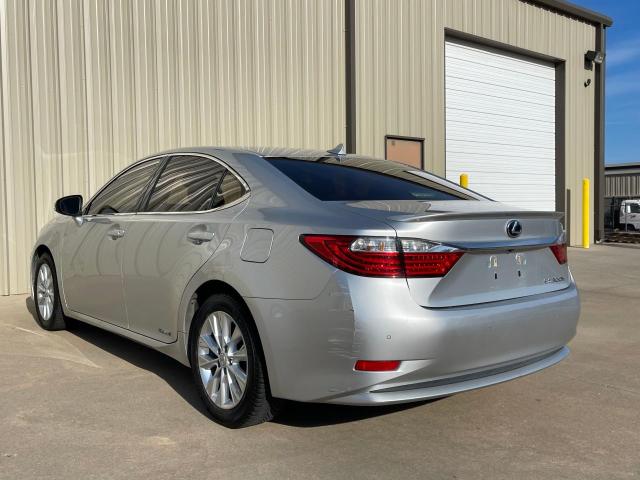 JTHBW1GG8E2040823 Lexus ES 300H
