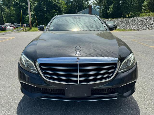 WDDZF4KB7JA351100 Mercedes-Benz E 300 4matic