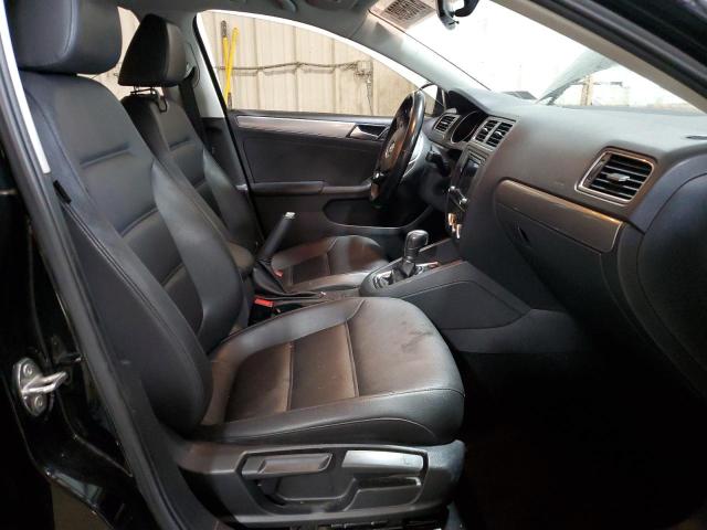 3VWDB7AJ3HM408901 Volkswagen JETTA SE