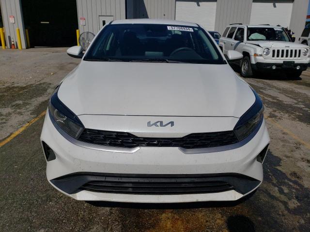 3KPF24AD9PE532667 KIA FORTE LX