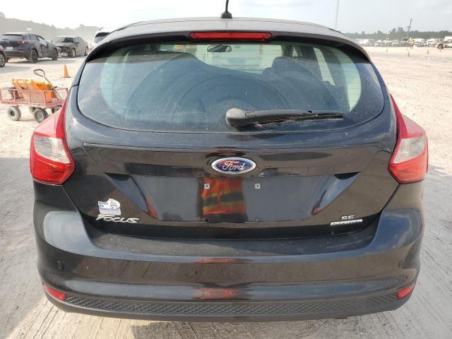 1FADP3K27EL167304 Ford FOCUS SE