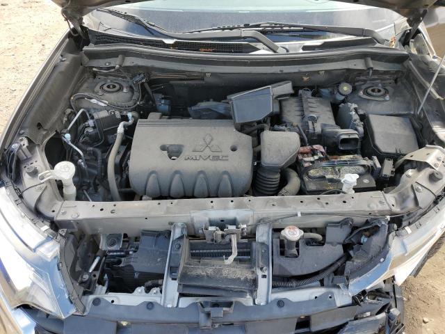 JA4AZ3A37HZ040100 Mitsubishi Outlander Se