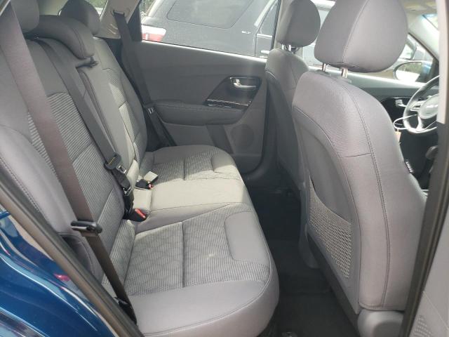 KNDCB3LC8N5513747 KIA NIRO LX