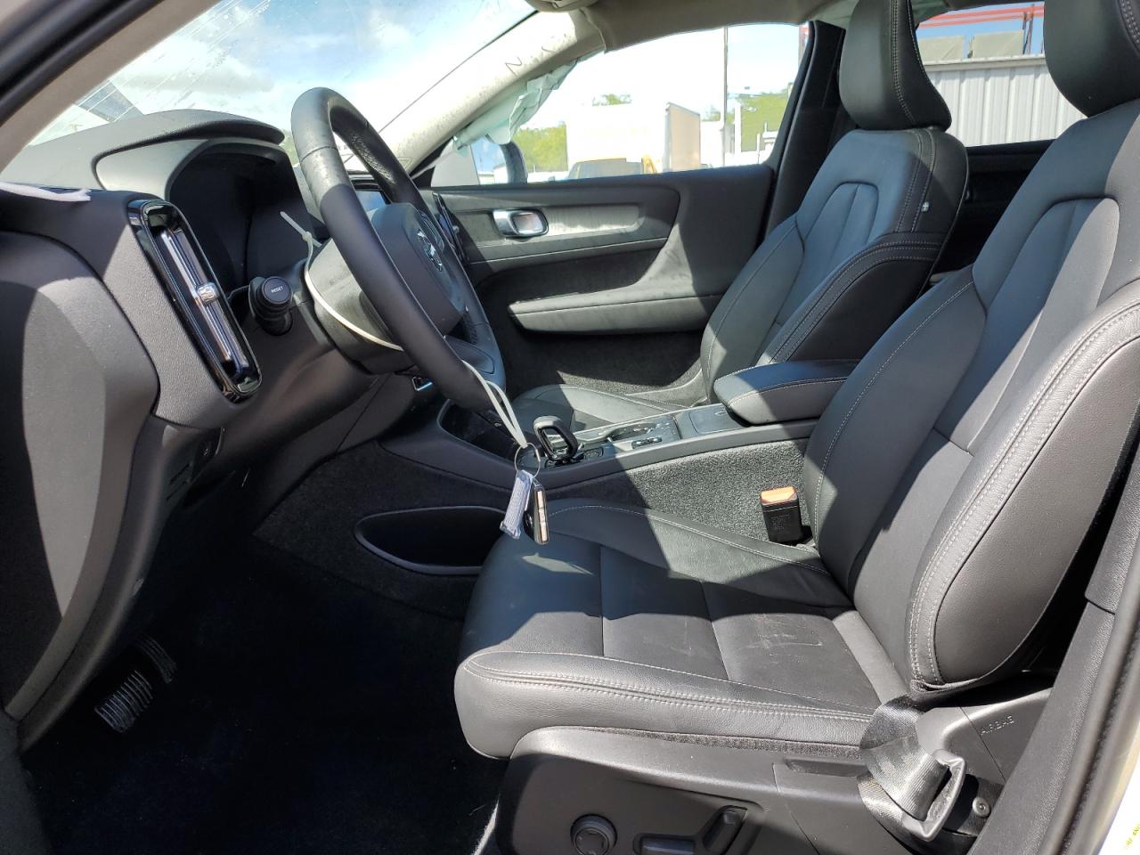 YV4L12UK8R2288432 Volvo XC40 CORE