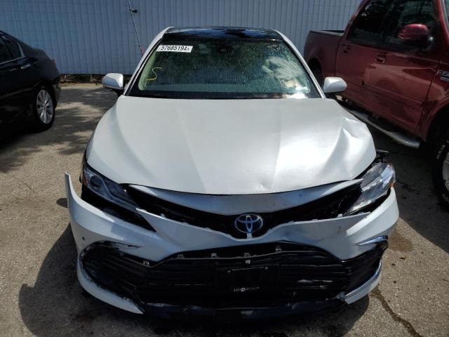 4T1FZ1AK5MU058587 Toyota CAMRY XLE