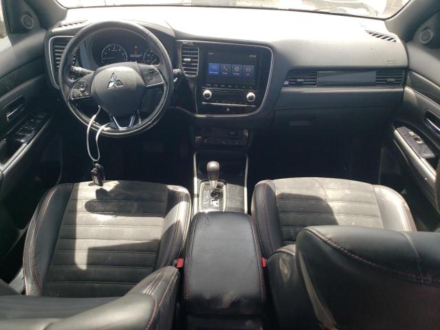 JA4AD3A3XLZ008944 Mitsubishi Outlander Se