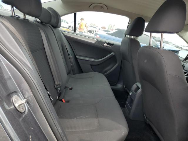 3VWD67AJ9GM315495 Volkswagen JETTA SE