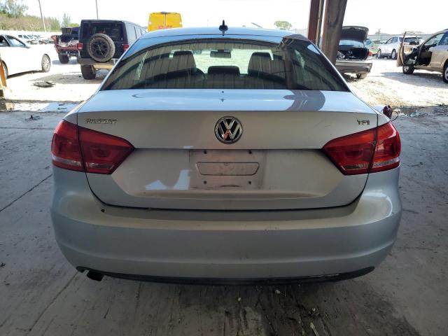 1VWAT7A35FC041984 Volkswagen PASSAT S