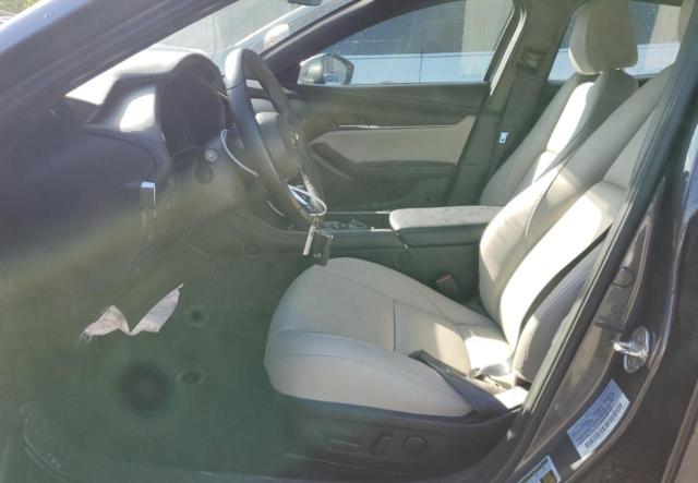 JM1BPALM0P1610560 Mazda 3 Preferred