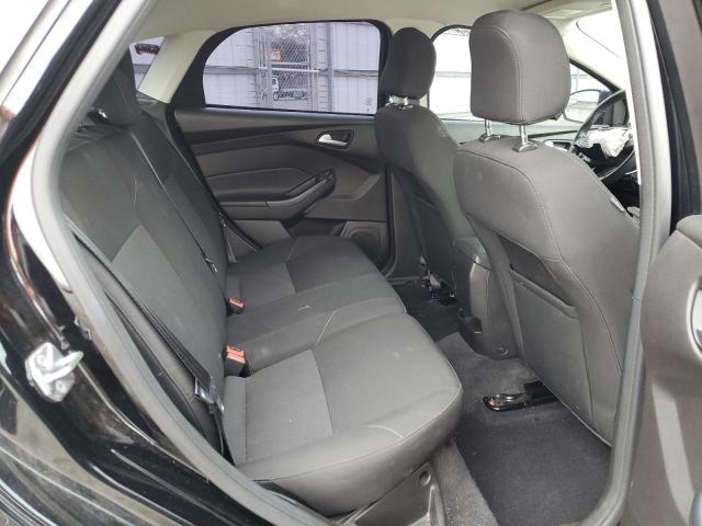 1FADP3K21GL280376 Ford FOCUS SE