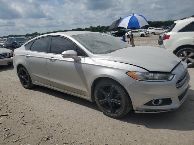 3FA6P0HD4GR133292 Ford FUSION SE