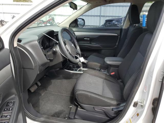 JA4AZ3A38JZ040984 Mitsubishi Outlander Se