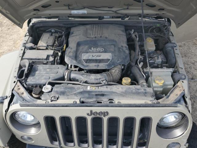 1C4BJWDG4JL879745 Jeep Wrangler Unlimited Sport