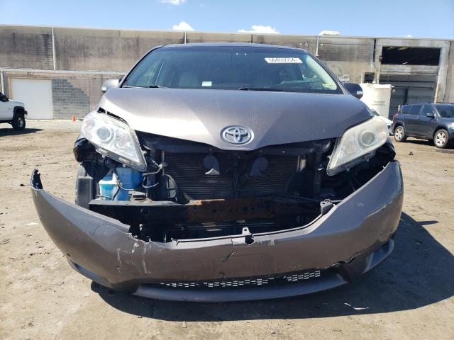 5TDDK3DC1ES093231 Toyota SIENNA XLE