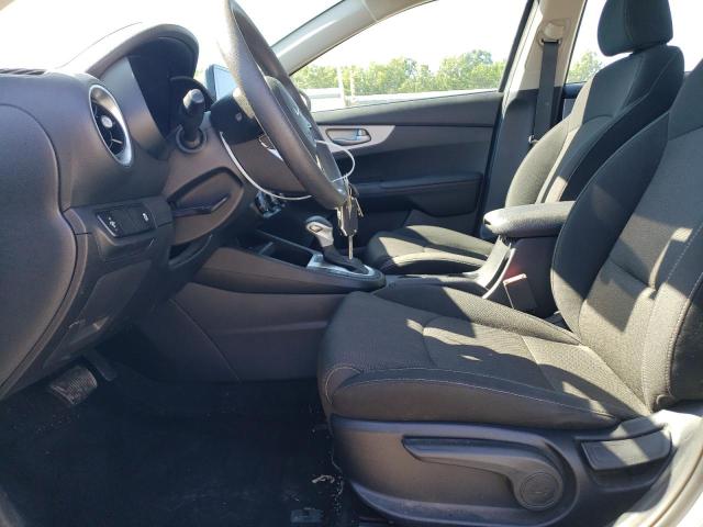3KPF24AD9PE532667 KIA FORTE LX