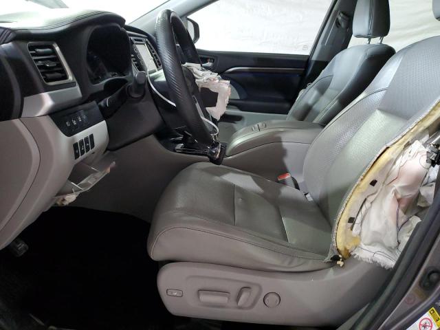 5TDDKRFHXGS338204 Toyota Highlander