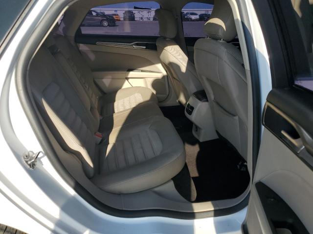 3FA6P0HD0KR144413 Ford FUSION SE