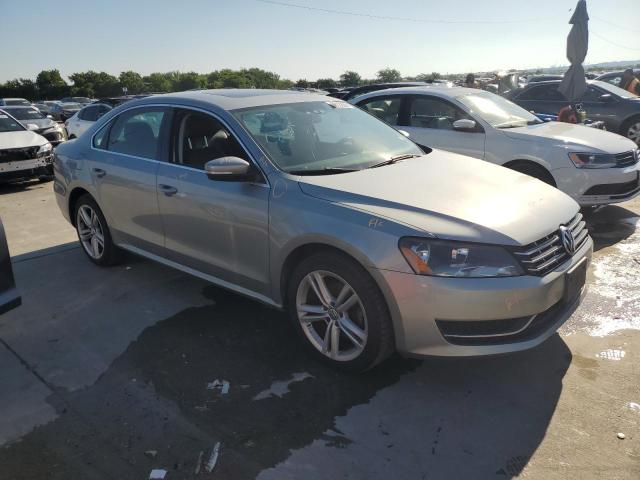 1VWBN7A37EC077544 Volkswagen PASSAT SE