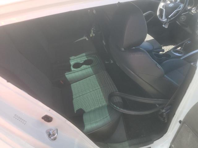 KMHTC6ADXGU261742 Hyundai Veloster