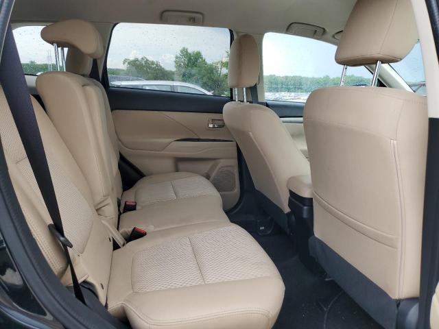 JA4AD3A35GZ043686 Mitsubishi Outlander Se