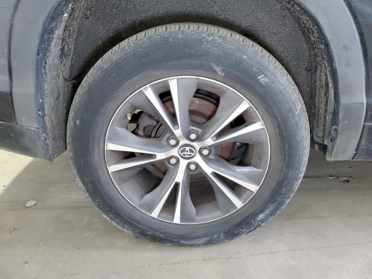 5TDJKRFH4GS314144 Toyota Highlander