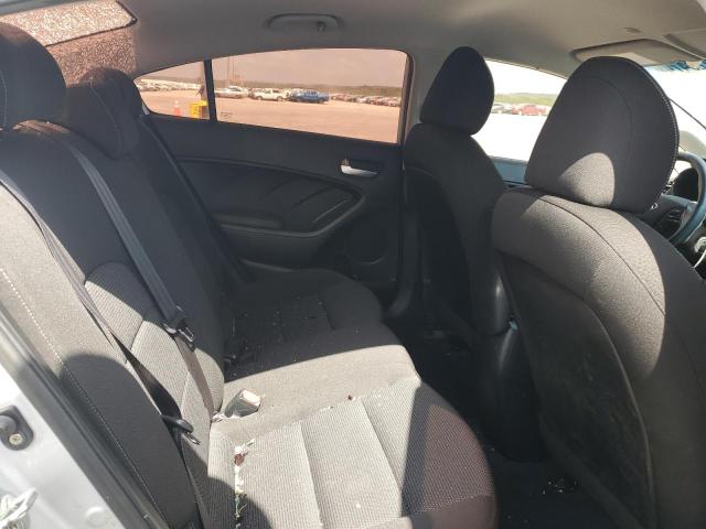 3KPFK4A77JE193263 KIA FORTE LX