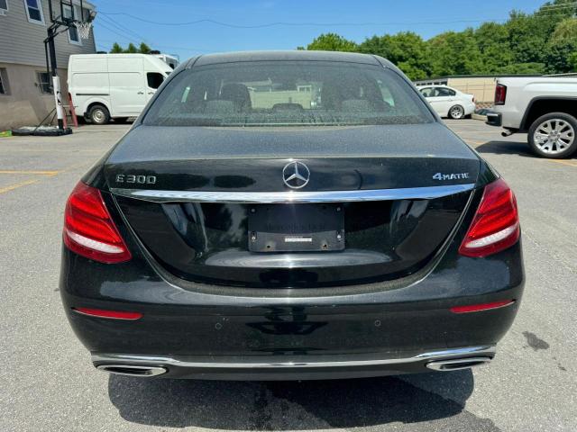 WDDZF4KB7JA351100 Mercedes-Benz E 300 4matic