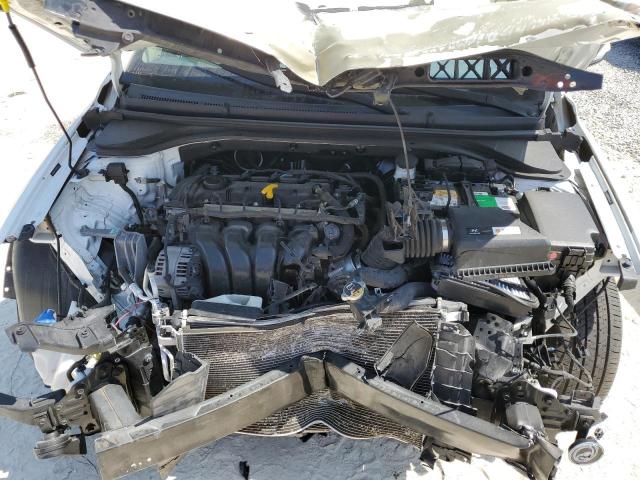 5NPD84LF5HH043765 Hyundai ELANTRA SE
