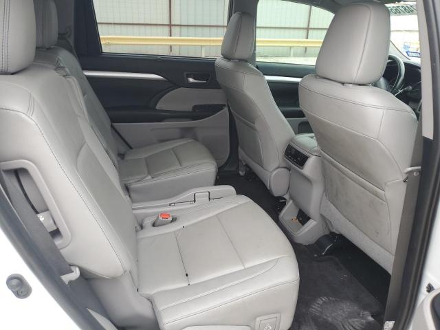 5TDKZRFH3KS552219 Toyota Highlander