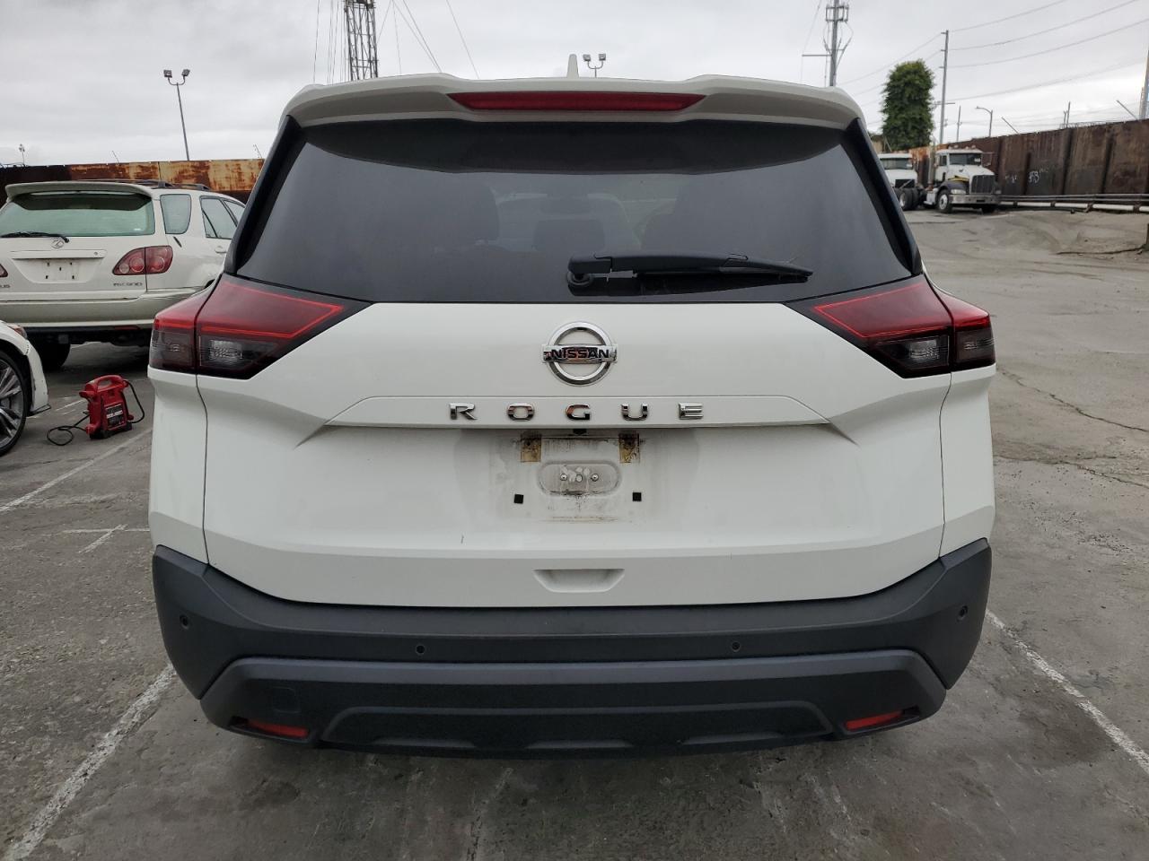 5N1AT3AA1MC695108 Nissan ROGUE S