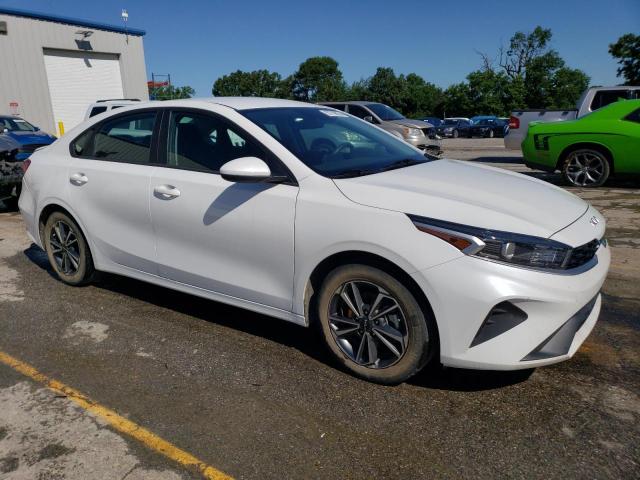 3KPF24AD9PE532667 KIA FORTE LX