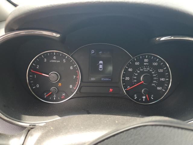 3KPFK4A71JE272671 KIA FORTE LX