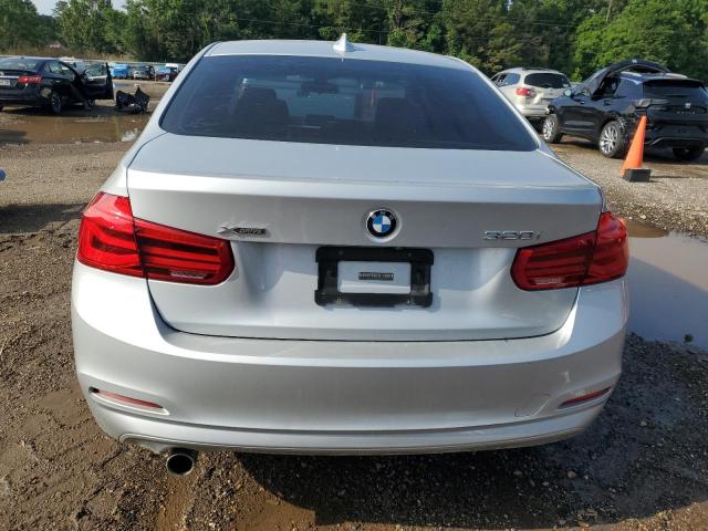 WBA8E5G52JNV02982 BMW 320 XI