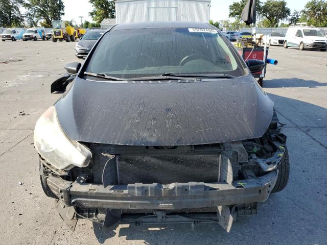 KNAFK4A60F5352597 KIA FORTE LX