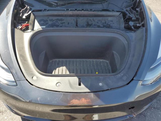 7SAYGDED1RF052031 Tesla Model Y